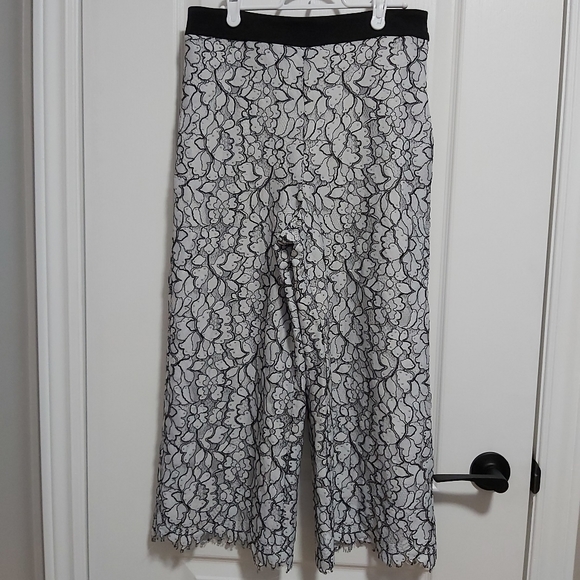 Zara basic straight wide leg pants; size: Medium - Picture 5 of 7